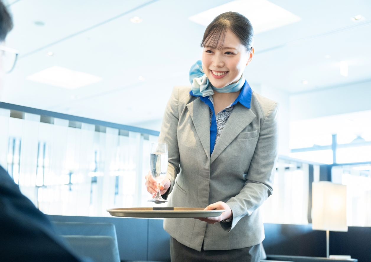 旅客サービス事業 | ANA成田エアポートサービス株式会社