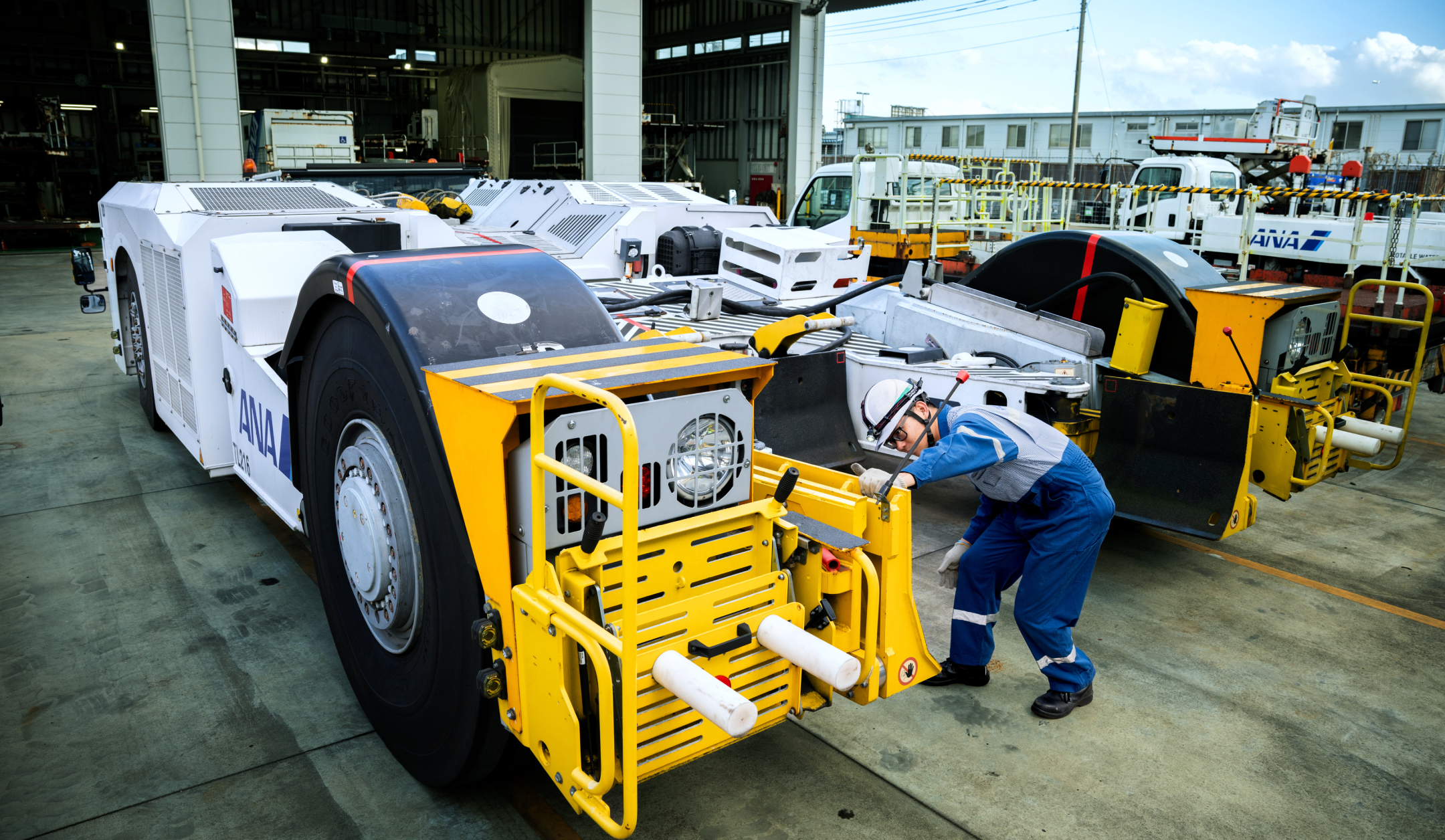 苫小牧バナナ】ヨシダ LABO 8N ベルトエンジン ラボエイト 動作品/現状 苫小牧バナナ】ヨシダ LABO 8N ベルトエンジン ラボエイト 動作品/現状